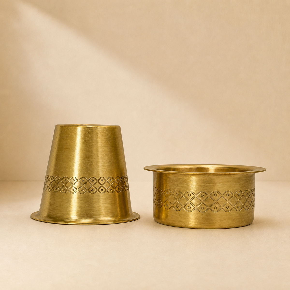 Pure Brass Dabra Set Curved Design | Traditional South Indian